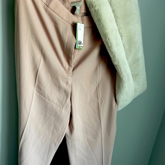 Never been worn light pink pants. - Picture 1 of 2